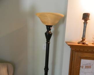 floor lamp
