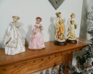 figurines