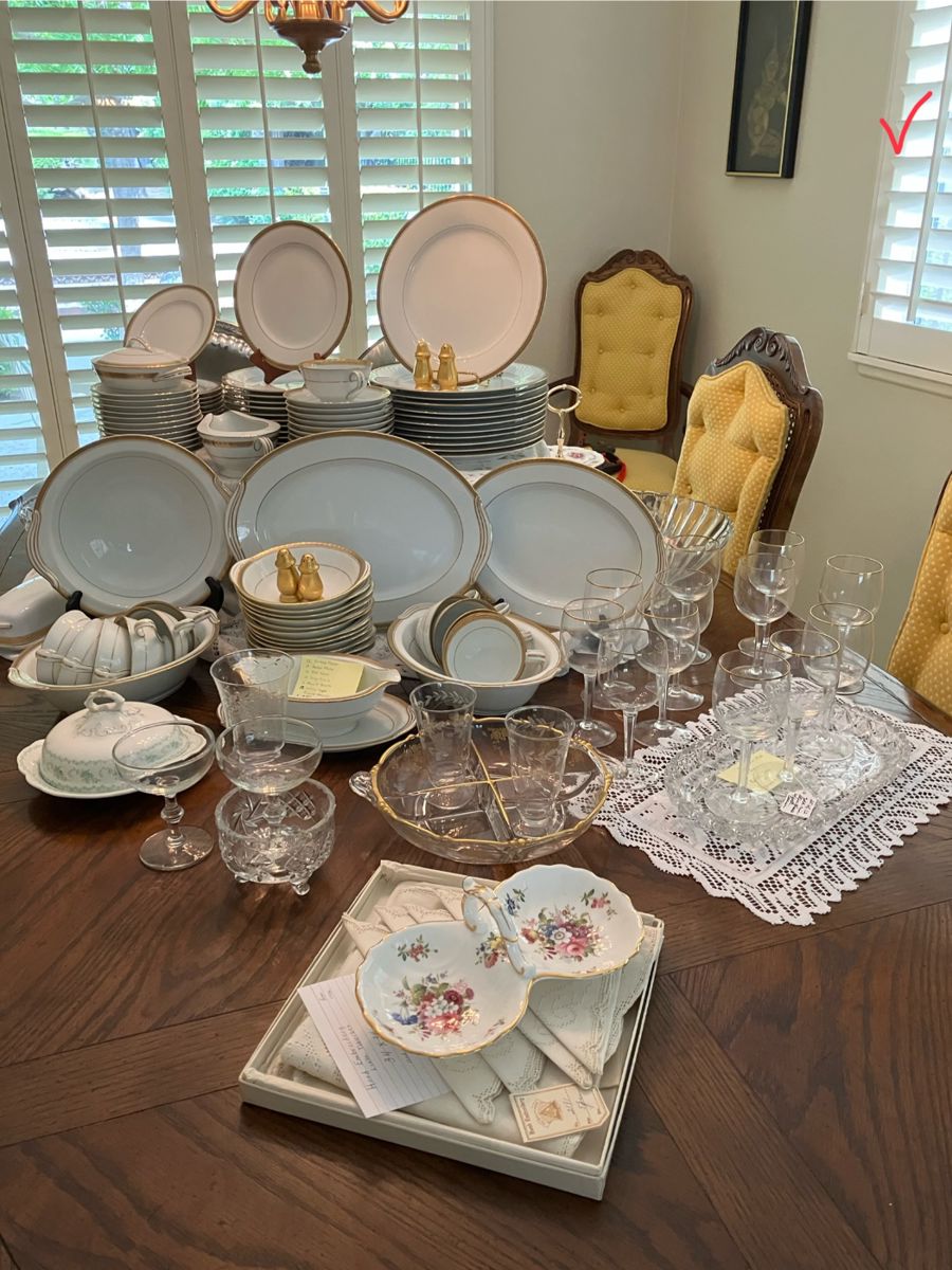 Noritake Richmond China set for 12