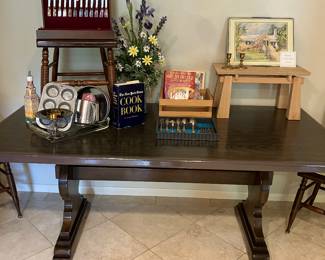 Kitchen table