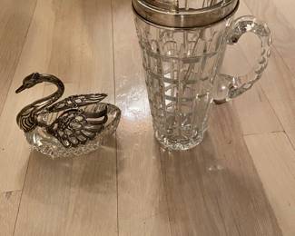 Silver swan master salt
Hawkes martini mixer
