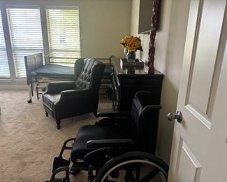 Ivancare electric bed
Sport wheelchair