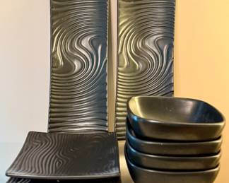 10 piece black sushi set