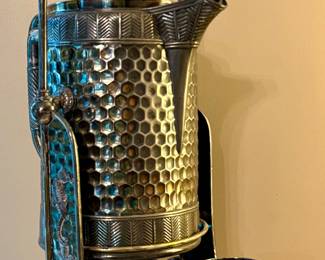 Hammered Metal Tilt Server