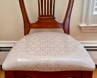 chair detail