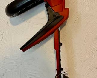 Black & Decker Hedge Trimmer