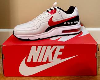 New Nike Airmax Sneakers