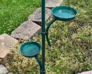 Goddess tipped plant stand 