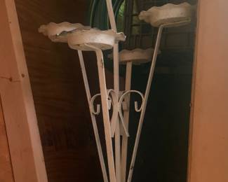 Mid century fluted edge flower pot stand 