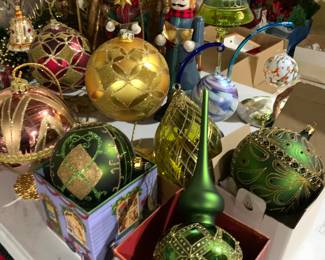Fantastic large size glass ornaments
