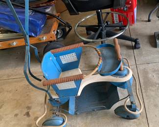 Art Deco stroller
