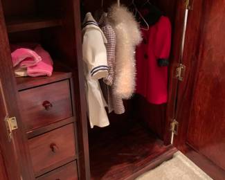 Petite wooden doll wardrobe, many doll clothes and accessories