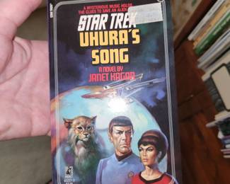 Large collection of vintage Star Trek paperback books