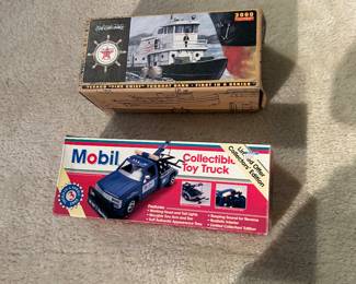 Texaco & Mobil