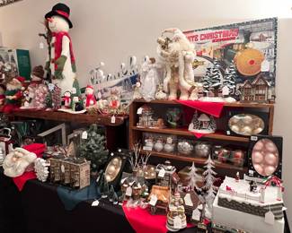 Large group of quality Christmas decorations