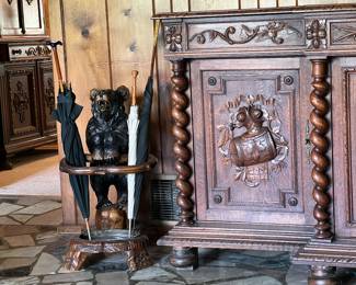 Bear cub umbrella stand