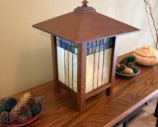 Mission Style Lighted Lamp 