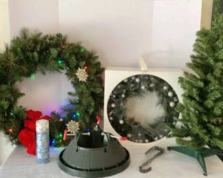 Christmas Wreaths, Tree More