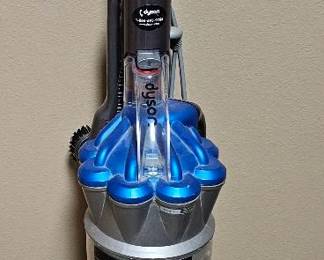 Dyson DC 17 Vacuum