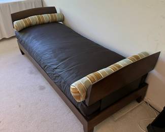 Pucci Daybed
