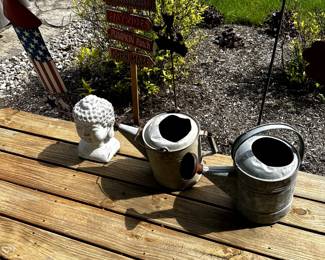 YARD DECOR WATERING CANS