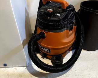 RIGID 14 GALLON VAC