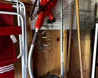 BLACK DECKER ELECTRIC WEED TRIMMER