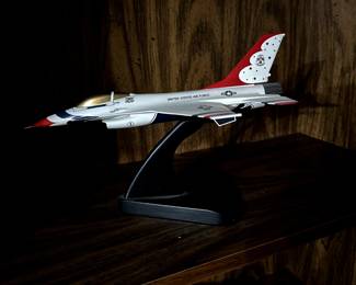 F16 USAF MODEL
