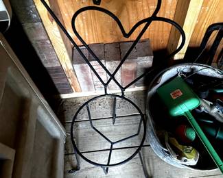 PLANT STAND