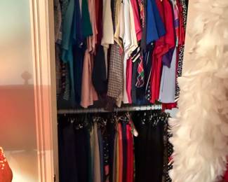 MORE WOMEN'S CLOTHING
