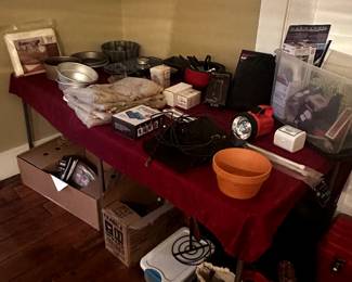 MISC. BAKEWARE EXERCISE BANDS BIRD FEEDERS