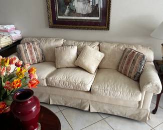 Henredon Cream colored sofa (picture does not give it justice)