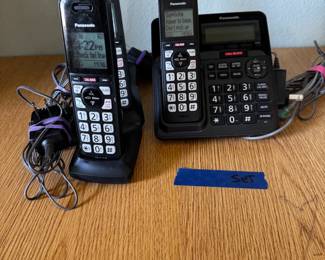4 Panasonic Cordless Phones with Answering Machine
