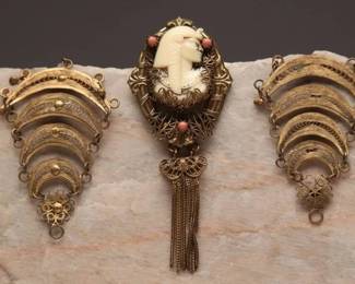 Vintage Gold-Toned Egyptian Style Brooch Set