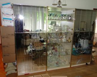 1980s Mirrored Display Cabinet