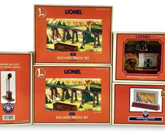 5pc Lionel Billboards, Trestle Set, Target Signal