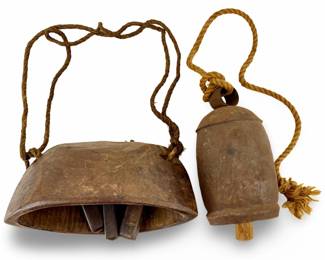 2pc Vintage Rustic Wooden and Metal Bell