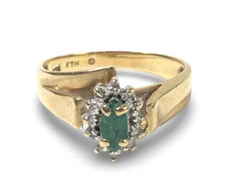 10K Yellow Gold Emerald & Diamond Ring