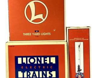 Lionel Semaphore, 3-Yard Lights, & Fueling Station