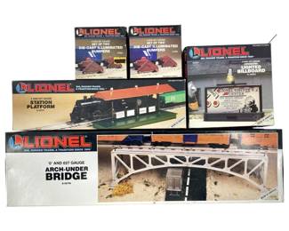 Lionel railroad Station Accessories