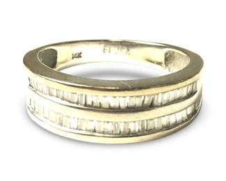 Stunning 14K White Gold Baguette Diamond Ring
