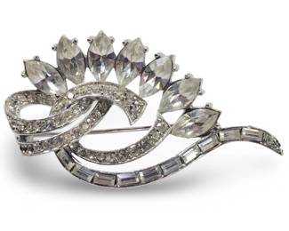 Stunning Kramer of New York Rhinestone Brooch