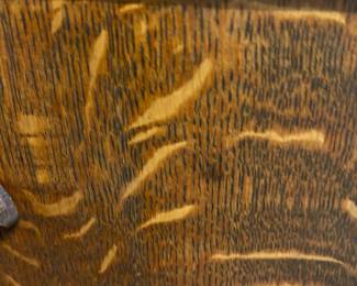 Detail
Of tiger oak
On lion pull credenza 