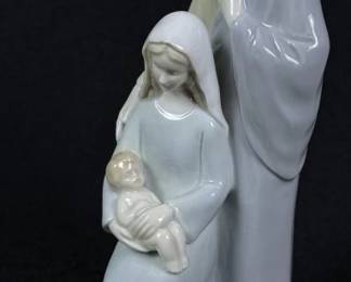Vintage Roman Japan Ceramic Nativity Figurine