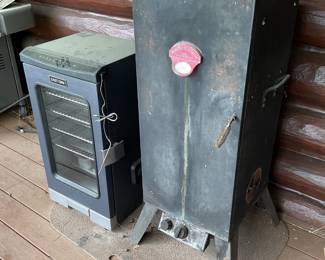 2 Smokers
