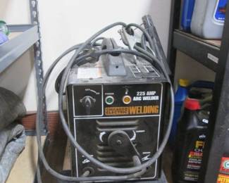 Chicago Electric Arc Welder, 225 Amp