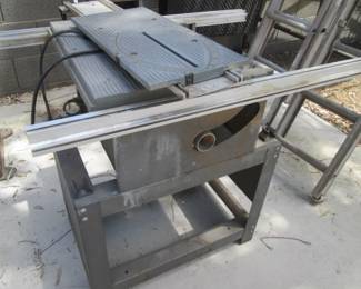 Riobi Benchtop Cutting Table