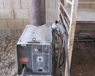 Hobart Beta Mig 250 Welding Machine