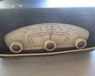 1960's Roberts Transistor Radio