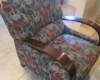 2-Matching Occasional Chairs with Reclining Mechanism